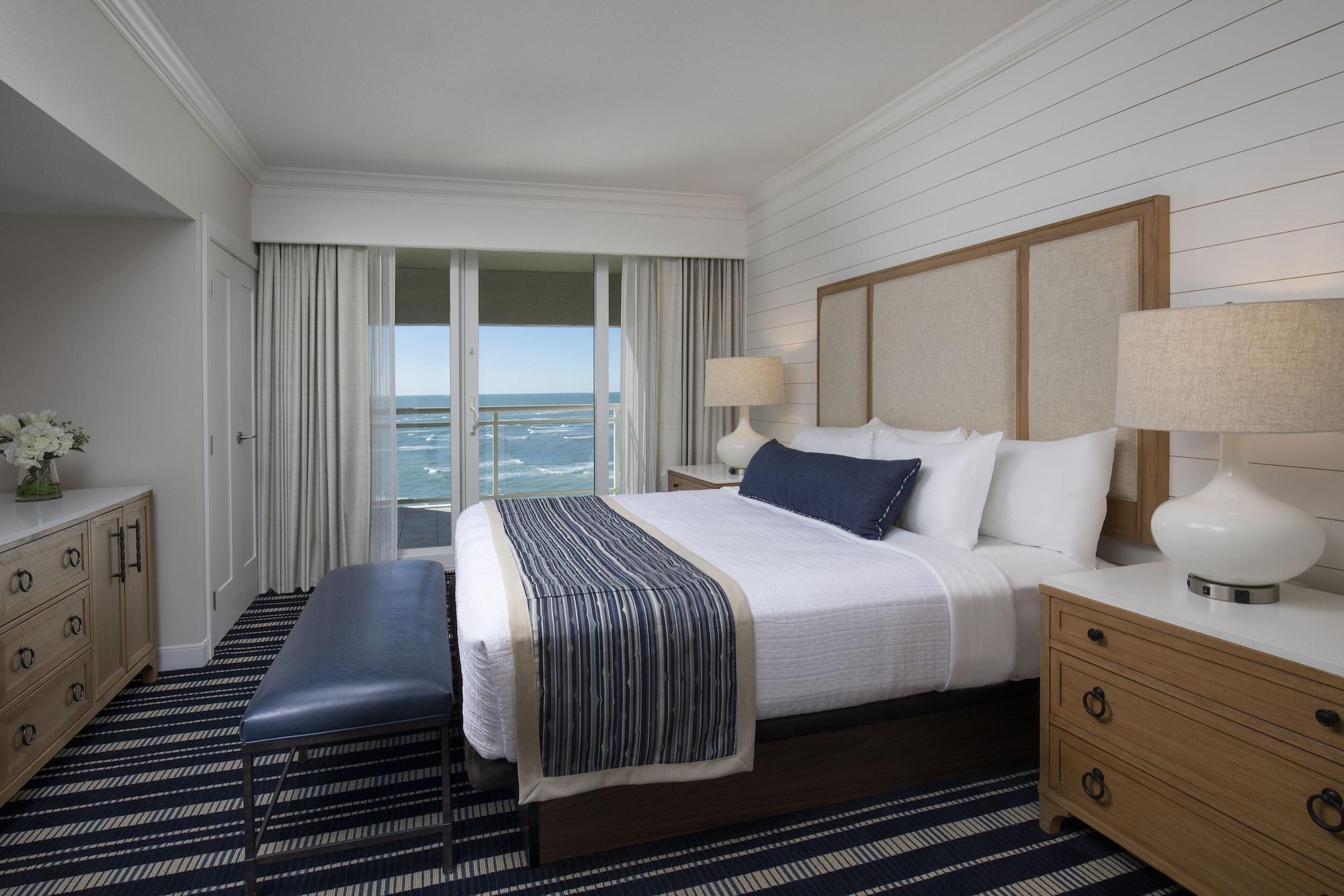 Resort At Club 4*