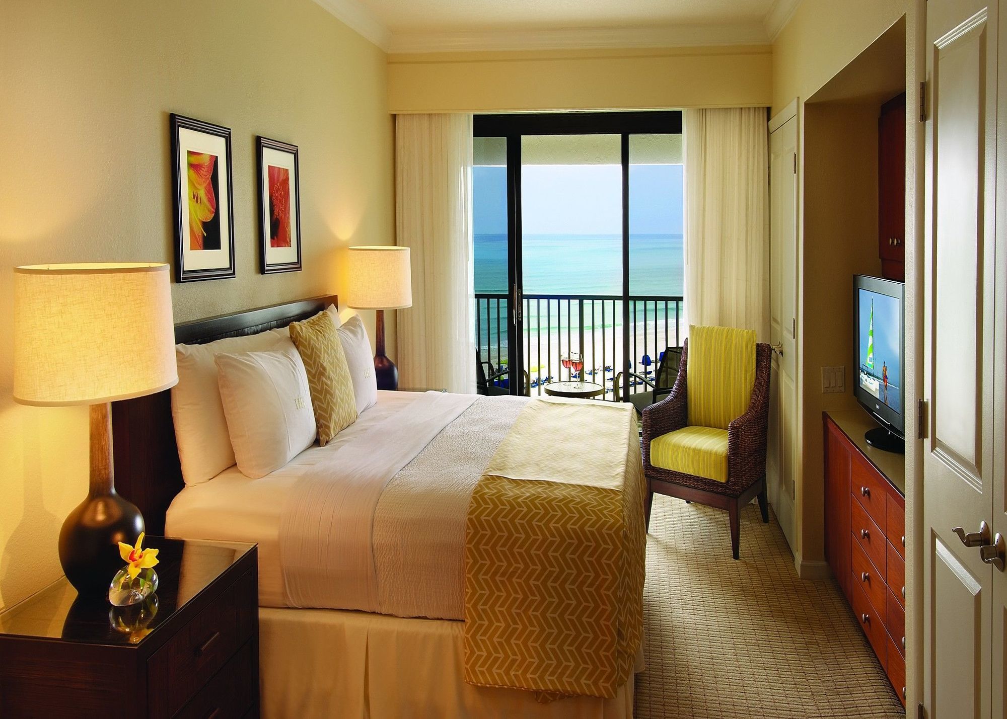 Resort At Club Longboat Key